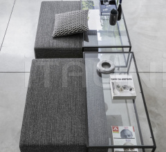 Журнальный столик Zoom pouf Журнальный столик Zoom pouf фабрика Mogg