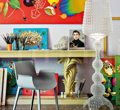 Итальянские  - Стул с подлокотниками PIUMA Итальянские  - Стул с подлокотниками PIUMA фабрика Kartell