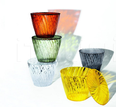 Итальянские Гостиная - Столик Sparkle Итальянские Гостиная - Столик Sparkle фабрика Kartell