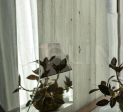 Настенное зеркало Letteronza Настенное зеркало Letteronza фабрика Mogg