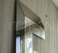 Настенное зеркало Letteronza Настенное зеркало Letteronza фабрика Mogg