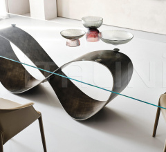 Стол обеденный Butterfly фабрика Cattelan Italia