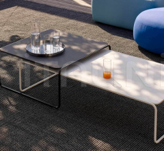 Итальянские Уличные столики - Журнальный столик TOE OUTDOOR ET56 Итальянские Уличные столики - Журнальный столик TOE OUTDOOR ET56 фабрика Lapalma