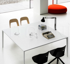 Итальянские Столы для конференц зала - Стол ADD T Square Итальянские Столы для конференц зала - Стол ADD T Square фабрика Lapalma