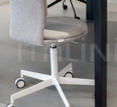 Стол обеденный APTA P135 фабрика Lapalma