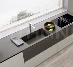 Кухня M2 Monoliti 02 фабрика Meson’s