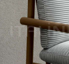 Стул с подлокотниками Ayana фабрика B&B Italia