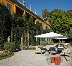 Пуф Hospes фабрика B&B Italia