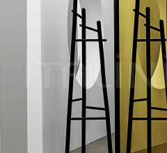 Вешалка Sakti Вешалка Sakti фабрика Sovet italia