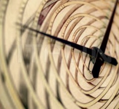 Часы 7921 фабрика Tonin Casa