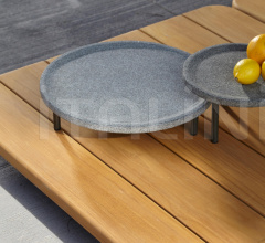 Итальянские Уличная мебель - Кофейный столик Pal 77014 фабрика Point 1920