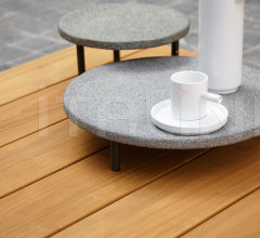 Итальянские Уличная мебель - Кофейный столик Pal 77015 фабрика Point 1920