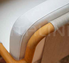 Итальянские Уличная мебель - Стул с подлокотниками Hamp 76706 фабрика Point 1920