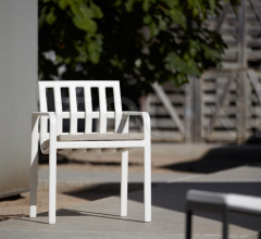 Итальянские Уличная мебель - Стул с подлокотниками Tub 74806 фабрика Point 1920