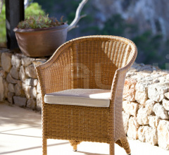 Итальянские Уличная мебель - Стул с подлокотниками Sagra 70106 Итальянские Уличная мебель - Стул с подлокотниками Sagra 70106 фабрика Point 1920