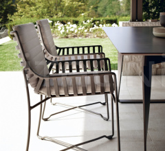 Итальянские Уличная мебель - Стул с подлокотниками HAMPTONS GRAPHICS 9751 фабрика Roberti Rattan