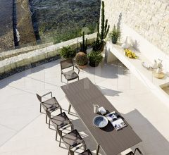 Итальянские Уличная мебель - Стул с подлокотниками SAMBA RIO 9760 фабрика Roberti Rattan