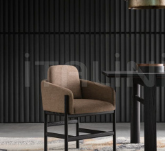 Стул с подлокотниками Hood фабрика Zanette