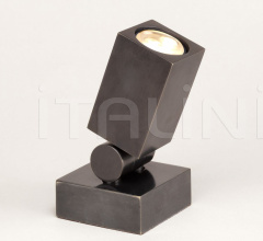 Настольный светильник Curtis Uplighter TM0087.BZ Настольный светильник Curtis Uplighter TM0087.BZ фабрика Vaughan