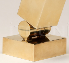 Настольный светильник Curtis Uplighter TM0087.BR Настольный светильник Curtis Uplighter TM0087.BR фабрика Vaughan