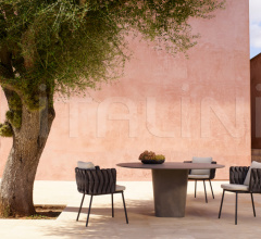 Стул с подлокотниками tosca armchair Стул с подлокотниками tosca armchair фабрика Tribu