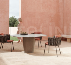 Стул с подлокотниками tosca armchair Стул с подлокотниками tosca armchair фабрика Tribu