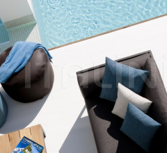 Пуф outdoor pouf фабрика Tribu