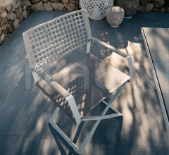 Стул с подлокотниками regista armchair Стул с подлокотниками regista armchair фабрика Tribu