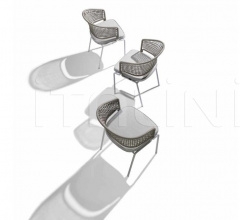 Стул с подлокотниками ctr armchair Стул с подлокотниками ctr armchair фабрика Tribu
