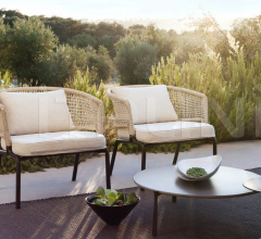 Столик drops side table Столик drops side table фабрика Tribu