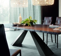 Стол обеденный Eliot Wood фабрика Cattelan Italia
