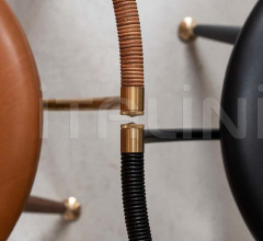 Стул с подлокотниками Circle Dining Chair Стул с подлокотниками Circle Dining Chair фабрика Overgaard & Dyrman