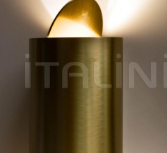 Настольный светильник Tubo Tavolo MF 35 Настольный светильник Tubo Tavolo MF 35 фабрика Laurameroni