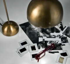 Настольный светильник Satellite CG 45 Настольный светильник Satellite CG 45 фабрика Laurameroni