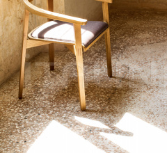 Стул с подлокотниками PLUG 2001 PO Стул с подлокотниками PLUG 2001 PO фабрика Cizeta