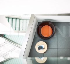 Кресло COCOON 1660 PO B95F Кресло COCOON 1660 PO B95F фабрика Cizeta