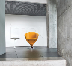 Кресло FEUSS 1620 PO B02G Кресло FEUSS 1620 PO B02G фабрика Cizeta