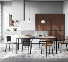 Стул с подлокотниками Ekki With Arms Стул с подлокотниками Ekki With Arms фабрика Infiniti Design