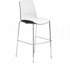 Барный стул Now 4 Legs Stool Барный стул Now 4 Legs Stool фабрика Infiniti Design