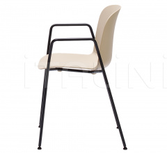 Стул с подлокотниками Relief 4 Legs With Arms фабрика Infiniti Design