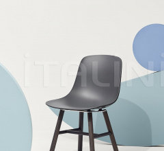 Стул Pure Loop Binuance Wooden Legs фабрика Infiniti Design