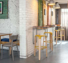 Барный стул Picapau Kitchen Stool Барный стул Picapau Kitchen Stool фабрика Infiniti Design