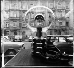 Настольный светильник Bulb Настольный светильник Bulb фабрика Ingo Maurer