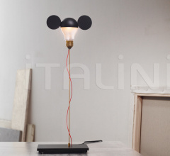 Настольный светильник I Ricchi Poveri - Toto Настольный светильник I Ricchi Poveri - Toto фабрика Ingo Maurer