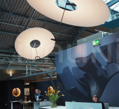 Подвесной светильник Flying Disc фабрика Ingo Maurer