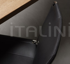Стул NEIL LEATHER Стул NEIL LEATHER фабрика Mdf Italia