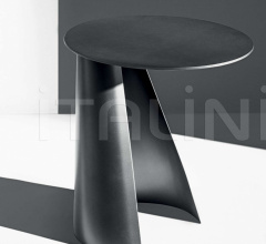 Столик VICTOR Столик VICTOR фабрика Shake