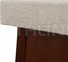 Кресло WEDGE SLIPPER CHAIR Кресло WEDGE SLIPPER CHAIR фабрика Baker