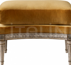 Пуф KING LOUIS XVI CARVED OTTOMAN Пуф KING LOUIS XVI CARVED OTTOMAN фабрика Baker