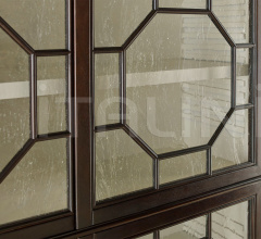 Витрина CHINESE CHIPPENDALE DISPLAY CABINET Витрина CHINESE CHIPPENDALE DISPLAY CABINET фабрика Baker